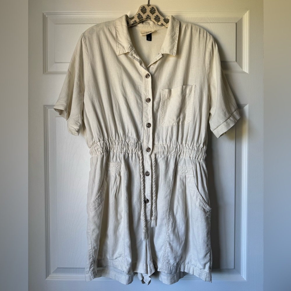 Universal Thread Cream Collared Romper - image 1